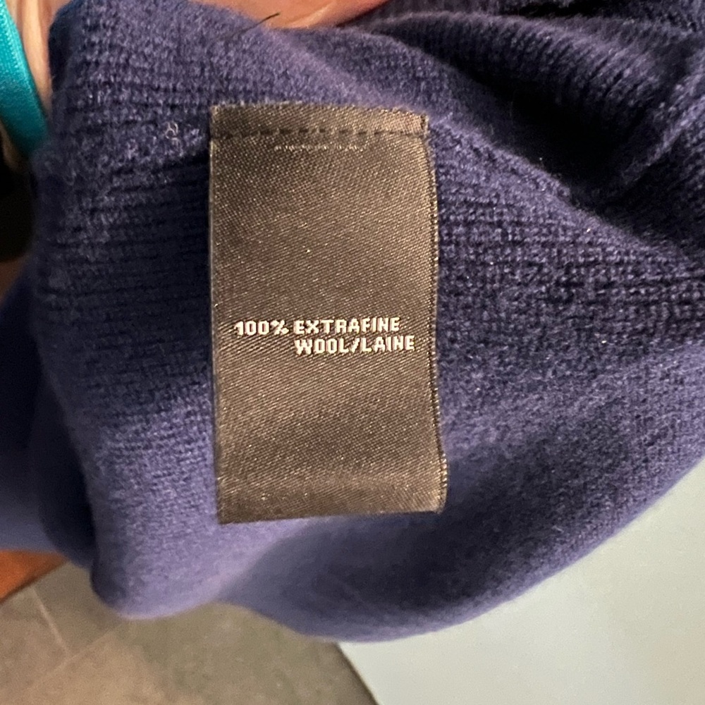 Wool turtleneck dress - Picture 6 of 9